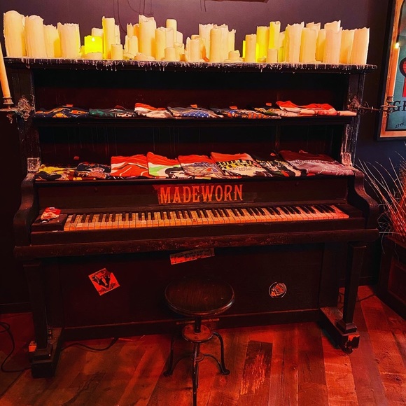 RARE Madeworn sequin Rollong Stone sweatshirt - Picture 4 of 4